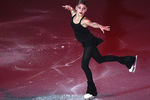 Алёна Косторная (Россия) участвует в показательных выступлениях финала Гран-при по фигурному катанию в Ванкувере