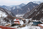 Вид на территорию горнолыжного курорта Масикрен в КНДР, февраль 2024 года