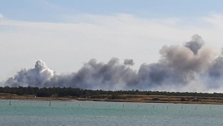Аксенов сообщил о локализации пожара на аэродроме в Крыму, где произошли взрывы