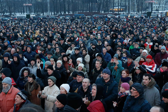 Участники протестной акции в Минске, 17 февраля 2017 года