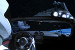 Tesla Roadster Илона Маска в одной из серий саги «Звездные войны» (коллаж)