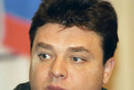 Андрей Брежнев, внук Леонида Ильича Брежнева, возглавляющий Общероссийское коммунистическое общественное политическое движение (ОКОПД), 1999 год