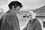 Лидия Федосеева и Василий Шукшин в фильме «Мальчик у моря», 1964 год