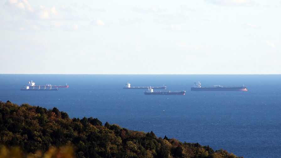 "Сократить доходы России": США расширили санкции против РФ на три нефтяных танкера и 20 компаний