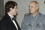 Актер Валерий Гаркалин и режиссер Владимир Меньшов во время съемок фильма «Ширли-Мырли», 1994 год