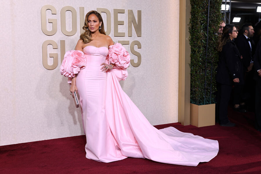 54yearold Jennifer Lopez starred in a puffysleeved bustier dress 13