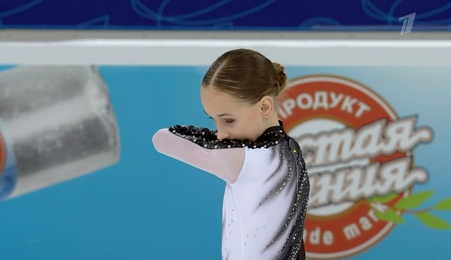 Фигуристка Плющенко исполнила тройной аксель и сместила с трона ученицу Тутберидзе