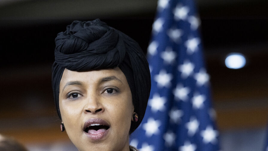 Законодатель Омар считает, что на нее напали из-за Трампа