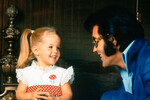 Элвис Пресли с дочерью Лизой Мари, 1973 год