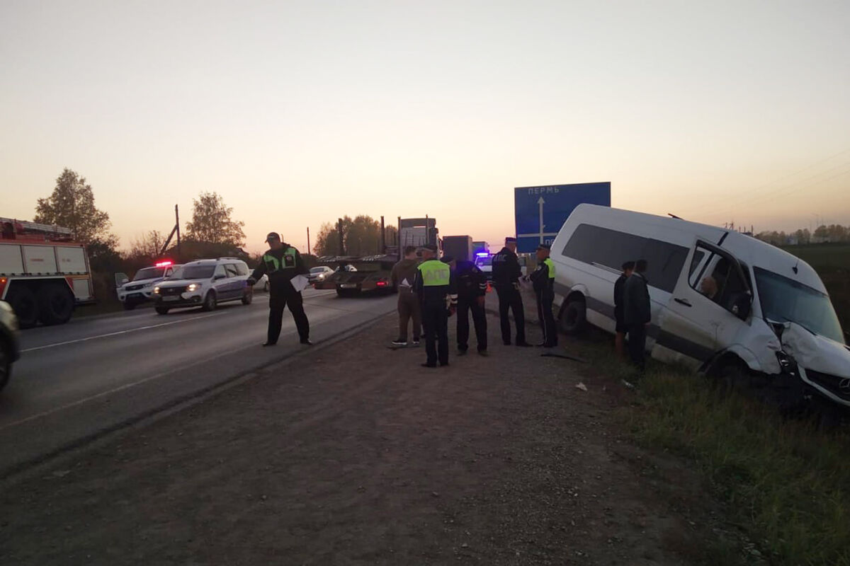 В Свердловской области более 20 человек пострадали в ДТП - Газета.Ru |  Новости