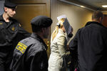 Экс-сотрудники МВД Максим Коганский и экс-следователь ведомства Нелли Дмитриева (на фото) были приговорены к 5,5 и 3,5 годам заключения за вымогательство $800 тыс. у предпринимателей в обмен на прекращение уголовного дела