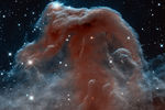 Знаменитая туманность Конская Голова, снятая в 2013 году в честь 23-летия телескопа на орбите