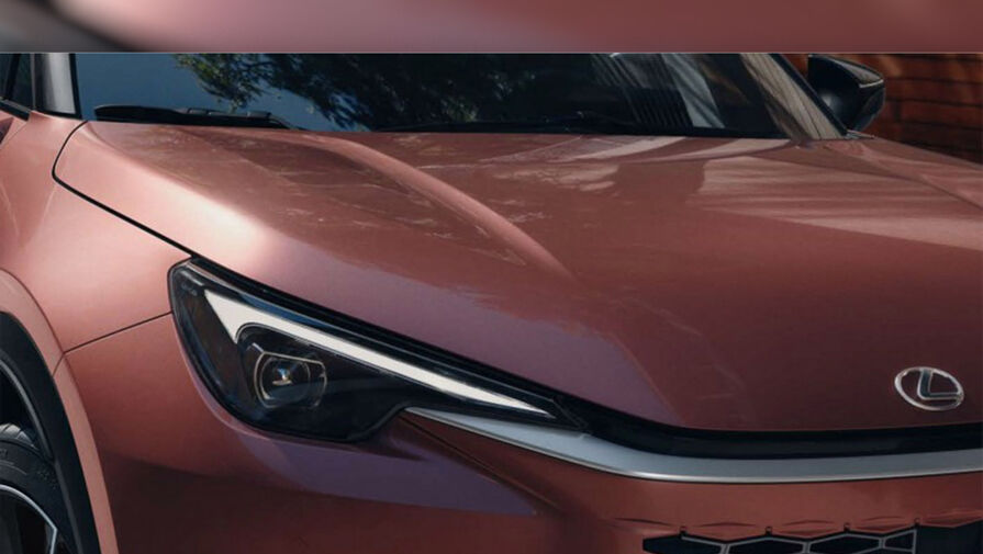 Lexus опубликовал изображения нового кроссовера LBX
