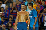 Нападающий «Реала» Криштиану Роналду забил в матче Суперкубка Испании, а потом был удален