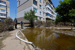 Последствия наводнения в результате разрушения Каховской ГЭС в городе Голая Пристань, 17 июня 2023 года
