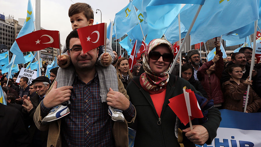 Акция протеста против действий России в Крыму. Анкара, 2 марта 2014 года