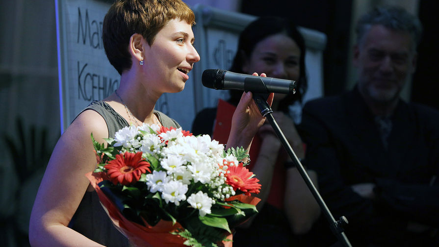 Писатель Анна Старобинец во время церемонии вручения премии «Национальный бестселлер» в Санкт-Петербурге, 2014 год