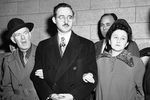 Юлиус и Этель Розенберги во время судебного процесса в 1951 году