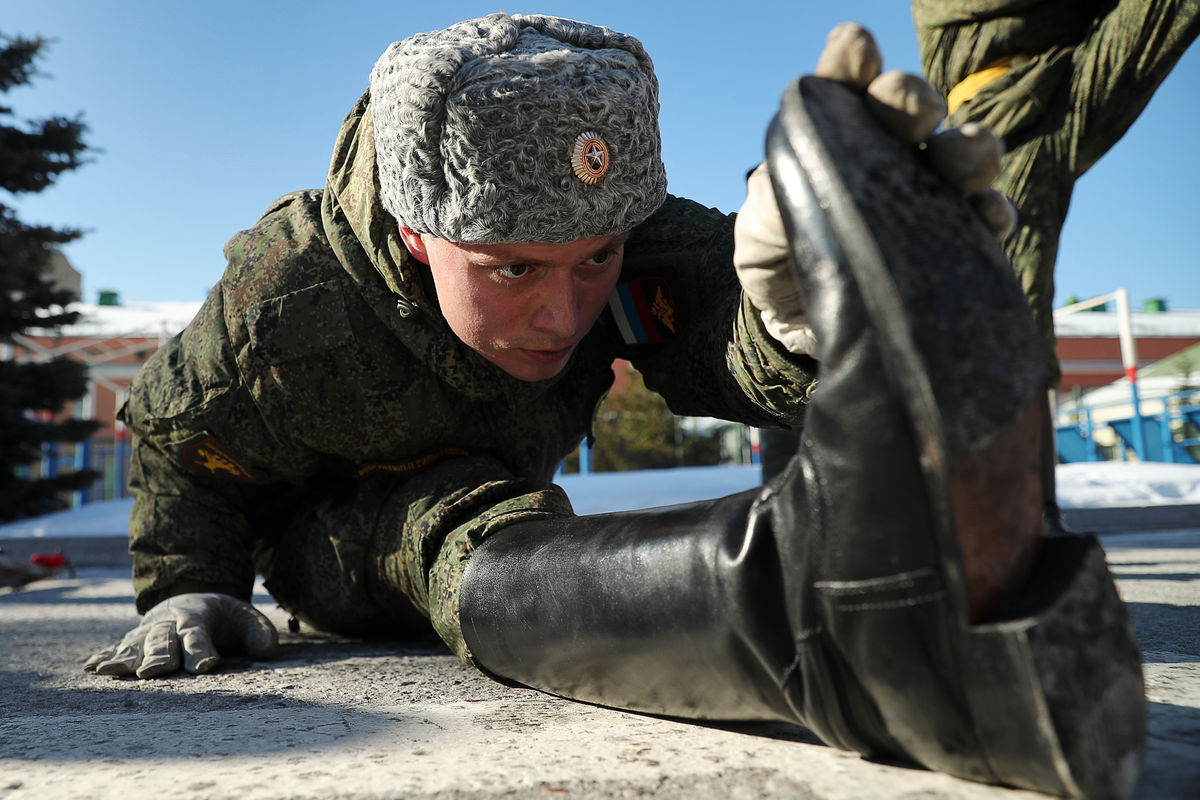 Военным боевым традициям