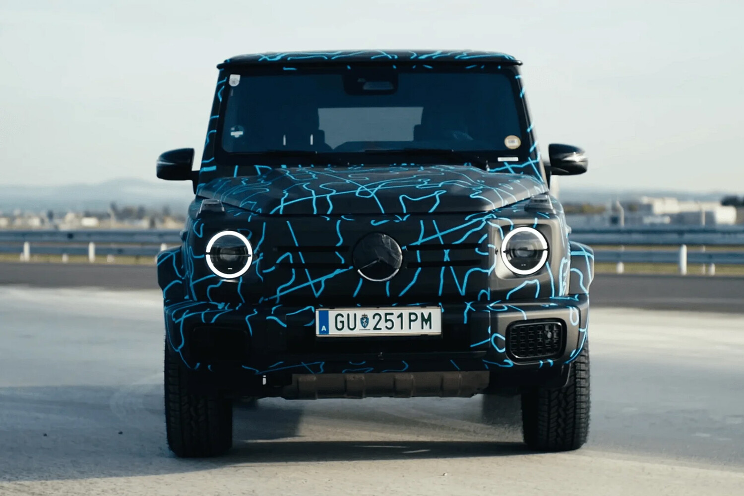 Mercedes-Benz G-Class научили разворачиваться на месте - Газета.Ru | Новости