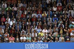 Зрители заполнили «род Лэйвер Арену» на матче Маррея и Федерера