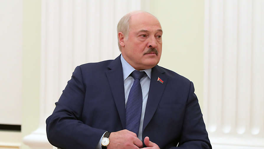 Лукашенко сообщил о переходе на рубли в торговле с Россией