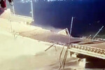 Участок Крымского моста в момент взрыва, 8 октября 2022 года