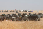 Военные автомобили иракских сил безопасности, подготовка к операции, 15 октября 2016 года
