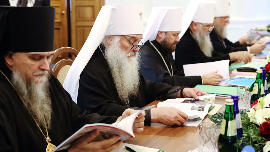 Во время заседания Священного синода Русской православной церкви в Минском Епархиальном управлении Белорусской православной церкви, 15 октября 2018 года