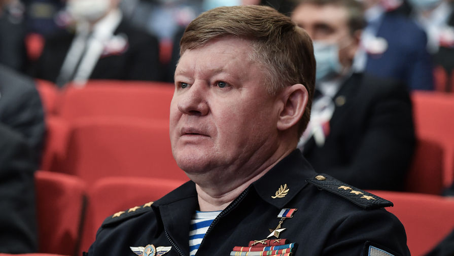 Миротворцев ОДКБ в Казахстане возглавит командующий ВДВ Андрей Сердюков