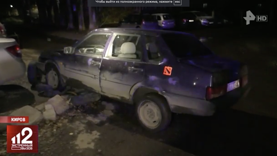 В Кирове нетрезвая женщина испугалась ДПС и протаранила их машину на "Ладе"