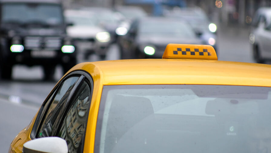 Исследование показало, что прошедший год средняя выручка таксиста выросла на 33%
