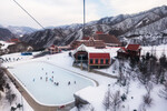 Вид на территорию горнолыжного курорта Масикрен в КНДР, февраль 2024 года