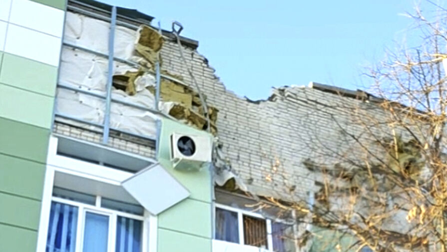 В Курске начали устранять повреждения в поликлинике после падения обломков БПЛА ВСУ