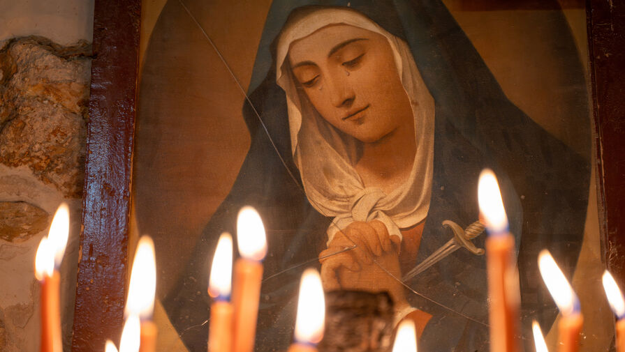 В России научили ИИ восстанавливать и реставрировать древние иконы