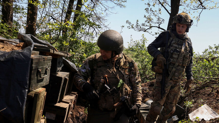 Военный эксперт указал на трудности Киева в поставках провизии и снарядов на передовую