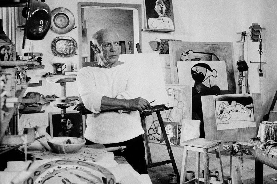Пабло Пикассо (25&nbsp;октября 1881&nbsp;- 8&nbsp;апреля 1973)