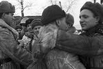 Встреча бойцов Волховского и Ленинградского фронтов в районе рабочего поселка № 1 во время операции по прорыву блокады Ленинграда. (Операция «Искра»), 18 января 1943 года