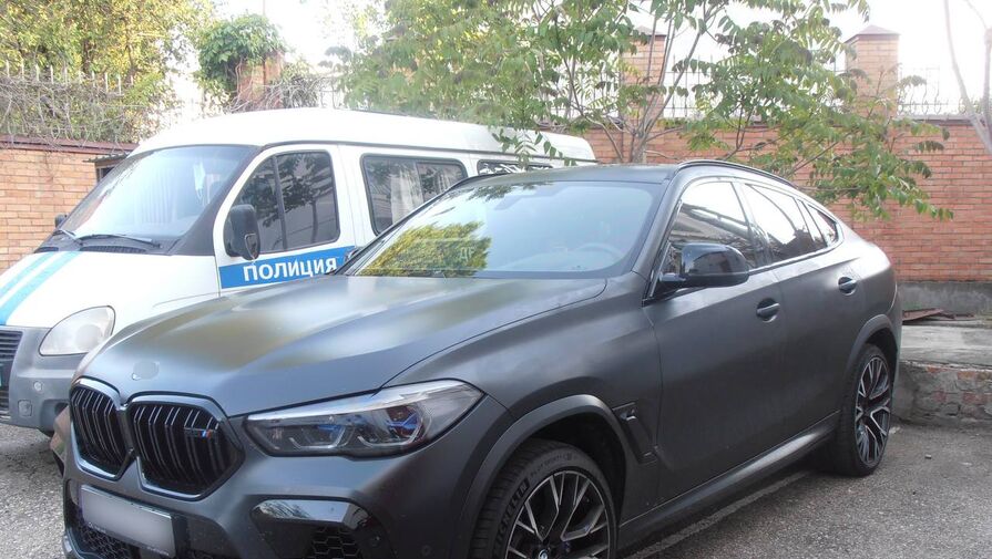 Россиянин угнал из автосалона BMW за 12 млн рублей под видом покупки