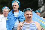 Десантники на праздновании Дня Воздушно-десантных войск в парке Горького в Москве, 2 августа 2020 года