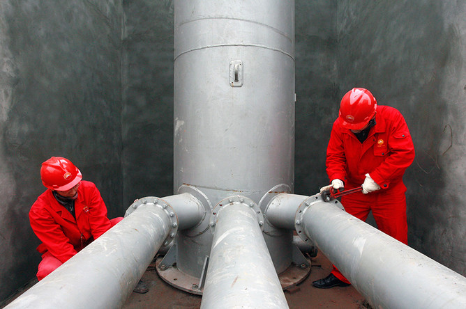 КНР может настоять на изменении маршрута поставок нефти из России
