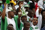 Нигерийские болельщики на стадионе в Рустенбурге