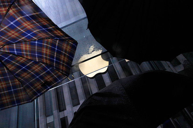 Третий квартал подряд компании Apple не удается нарастить чистую прибыль