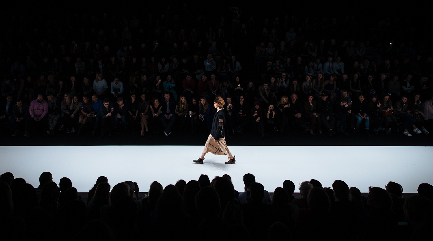 Открытие Mercedes-Benz Fashion Week 2017