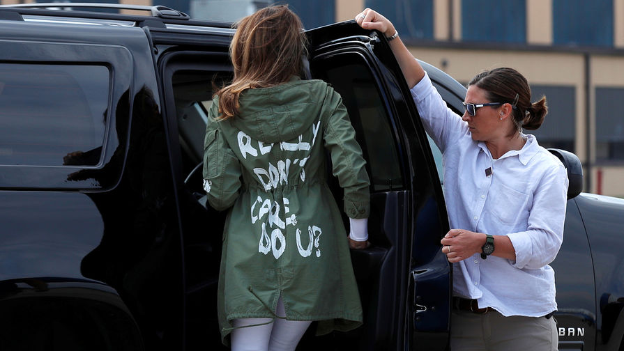 Первая леди США Меланья Трамп после визита в детский приют на границе с Мексикой, 21 июня 2018 года