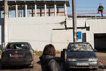 Несмотря на «постапокалиптическую» обстановку на станции «Бирюлево-товарная», местные жители рады отсутствию лиц неславянской внешности на улицах района