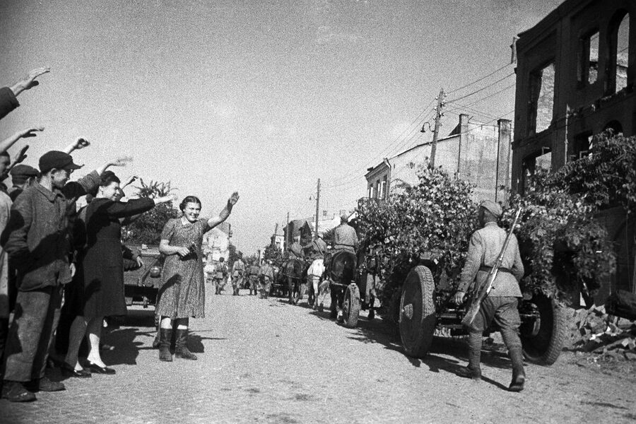 Освобождение Польши от немецко-фашистской оккупации, 1944 год