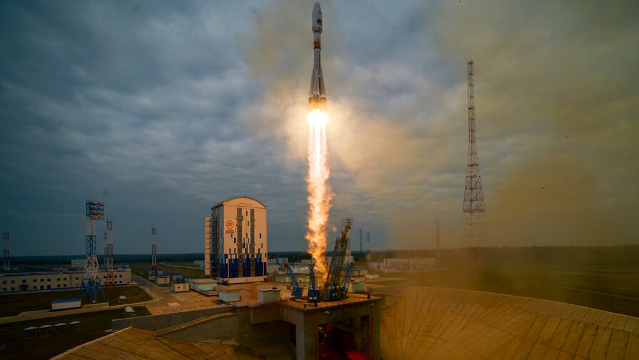 Ракета Союз с кораблем Прогресс МС-24 вывезена на стартовый стол Байконура