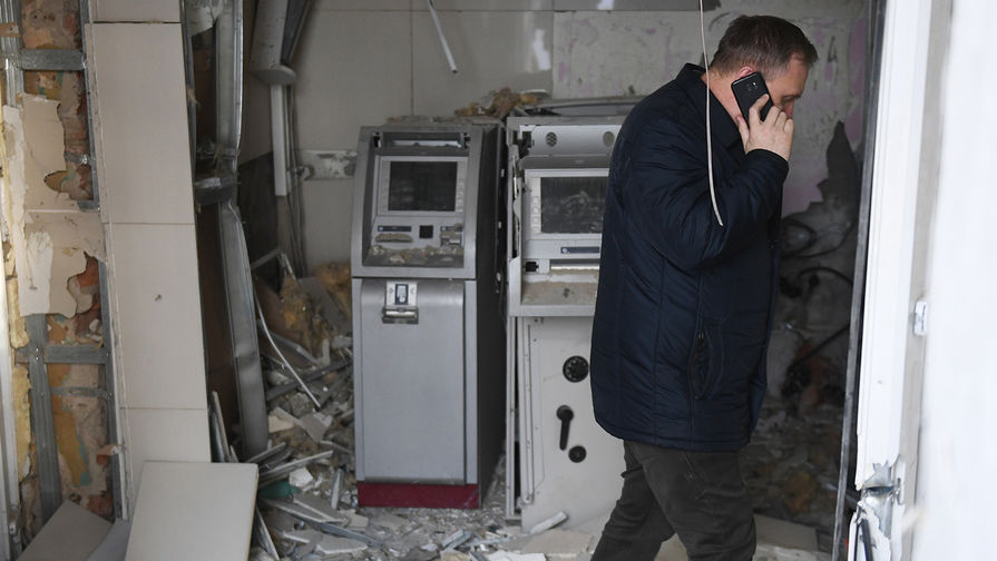 Последствия взрыва в&nbsp;помещении банка в&nbsp;Первомайском районе Новосибирска, 22 января 2019 года