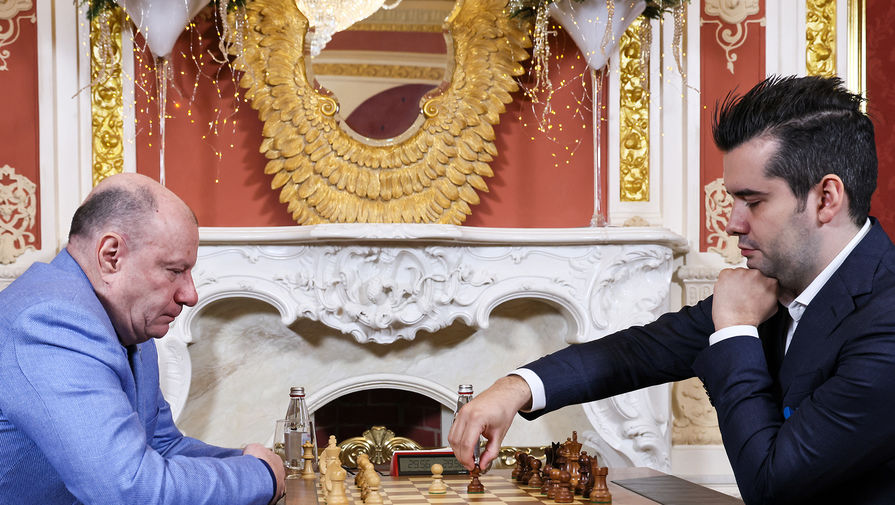 Ход гроссмейстера: как глава "Норникеля" поддержал шахматиста Непомнящего